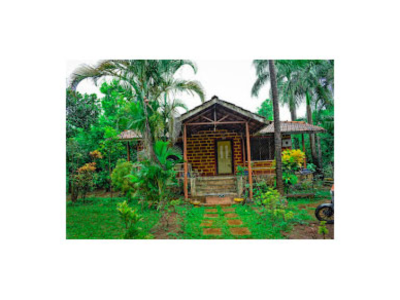 Sadvilkars Farm house Logo