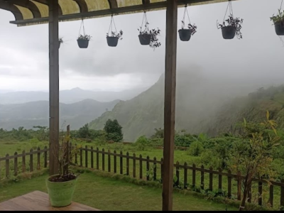Valley View Homestay Logo
